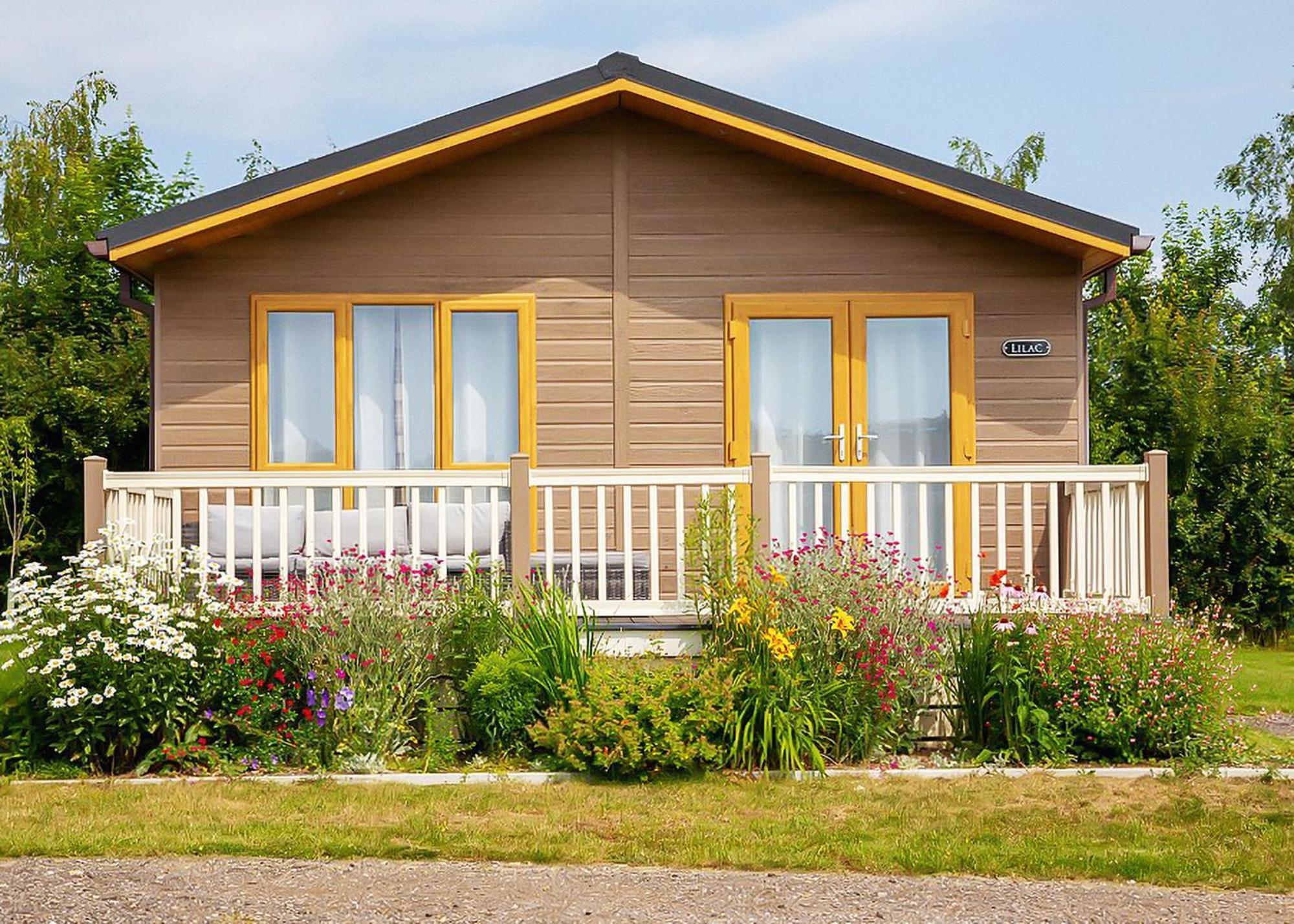 Otters Mead Boutique Lodges Beetley Exterior photo